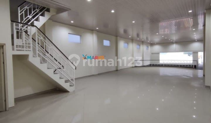 For Rent: 3-Story Shop House in Busy Business Area, Kartasura, West Solo