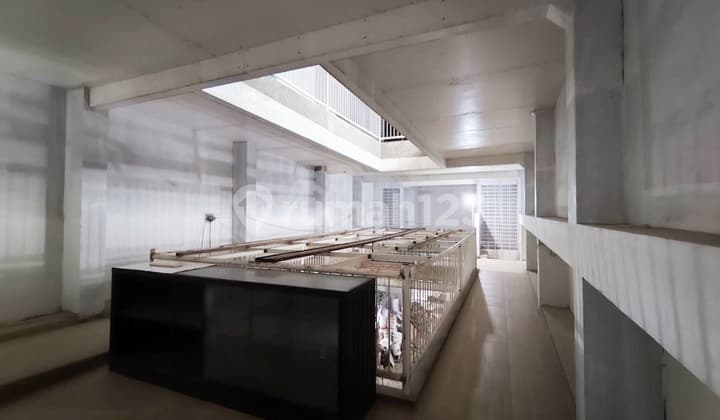 Dijual Gudang Bagus Pucang Sawit Jebres Solo Kota Siap Pakai