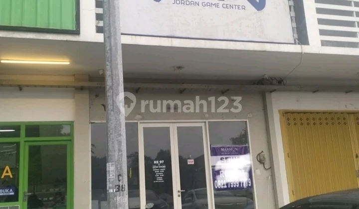 Shop for Rent Citraland Surabaya Facing North Optimal for Business Shop for Rent Citraland Surabaya Facing North Optimal for Business