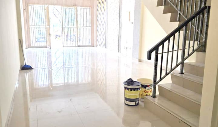 Ruko Rapi & Bersih, Siap Pakai di CBD Green Lake City