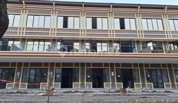 DISEWAKAN: Ruko BARU Korean Town, Green Lake Hadap Boulevard