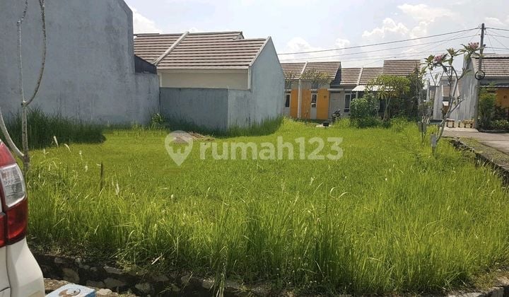 Kavling Hook Dekat Stasiun
