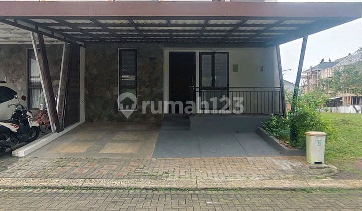 Rumah 2 Lantai Akses Dekat Toll