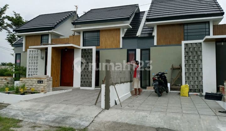 Rumah 1 Lantai Konsep Japan di Jl Yos Sudarso Dekat Bravo Supermarket