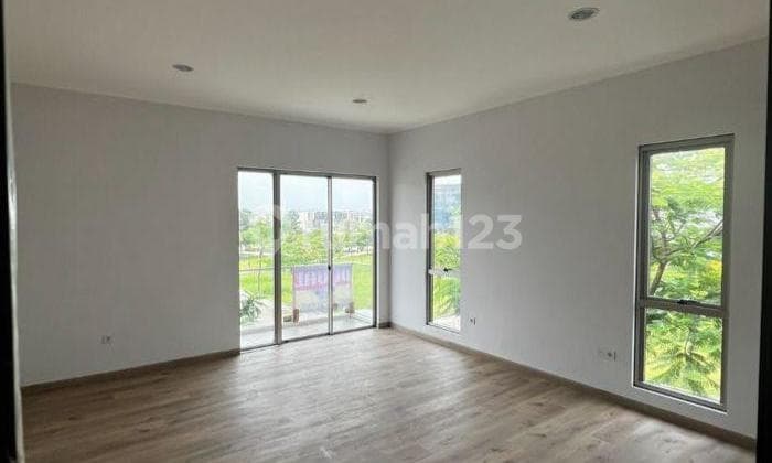 Jual Cepat Rumah Cantik Hook 338m2 Golf Island Siap Huni udah rapi