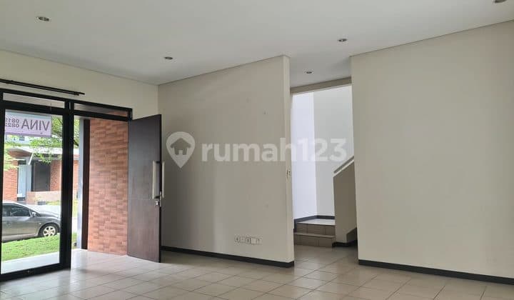 House For Rent, Rumah Siap Huni Di kawasan Beken Kota Baru Parahyangan, Bandung