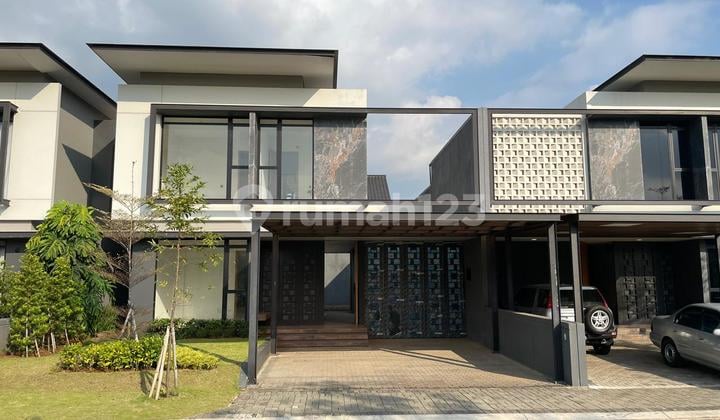For Quick Sale: Grand Nayapati House on Main Street of Kota Baru Parahyangan, Bandung