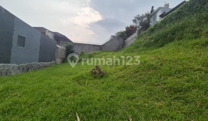 Kavling Bebas Desain Berlokasi Di Kawasan Adem Pondok Hijau, Bandung
