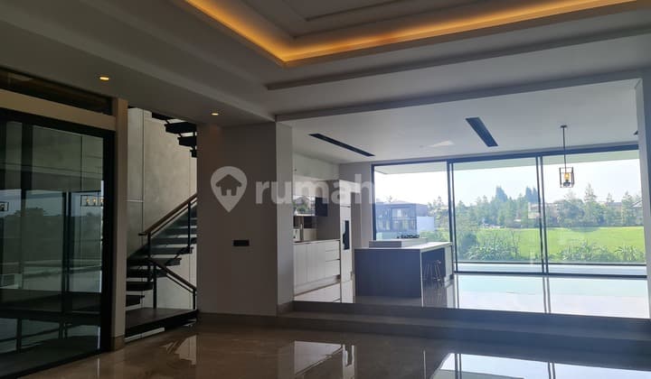 Hot Sale Luxury Home With Great Facilities and Cool Views In Tatar Prime Parahyangan New City, Bandung