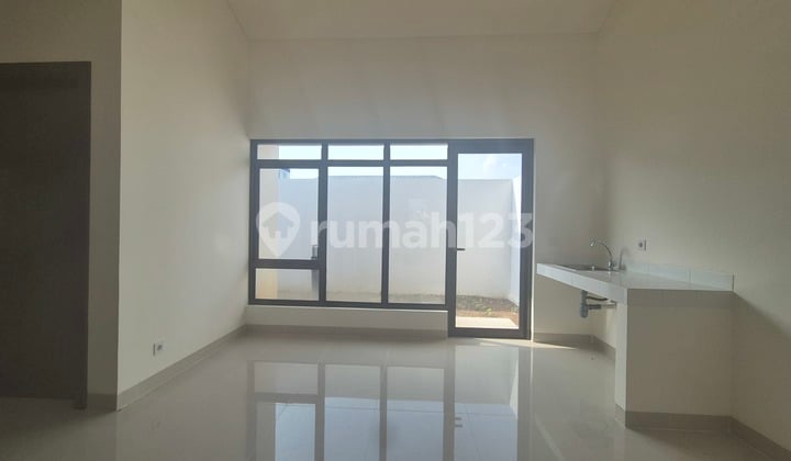 Minimalist Residence Located In The Favorite Cluster Podomoro Park, Bandung