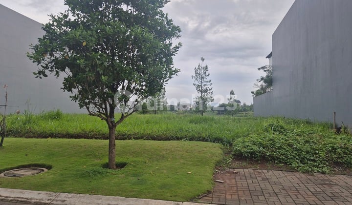 View Langsung ke Danau, Tanah Siap Bangun di Kawasan Tenang Kota Baru Parahyangan, Bandung