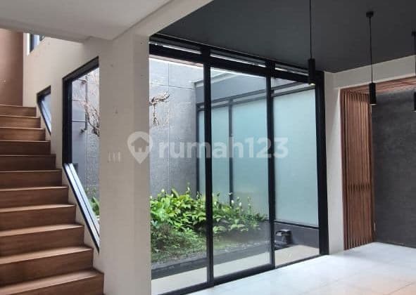 Jual Murah, Rumah Type Sudut Sebelah Taman dengan View Danau di Tatar Tarubhawana, Kota Baru Parahyangan, Bandung