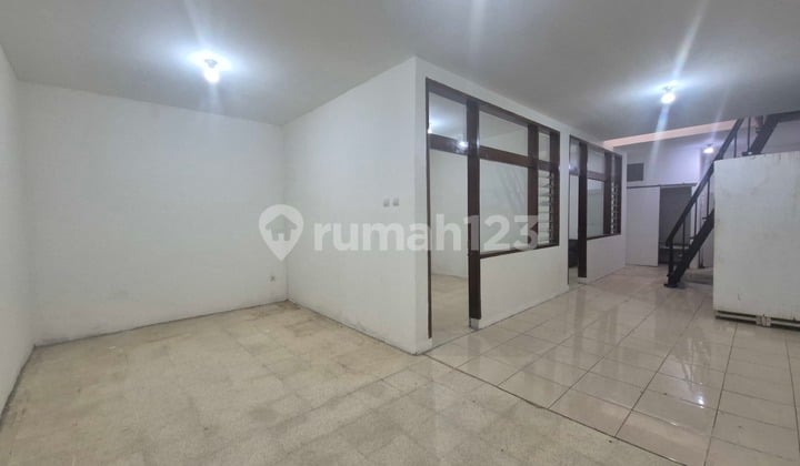 Disewakan Rumah Toko Cocok untuk Segala Usaha Di Kawasan Ramai, Melong Asih, Bandung