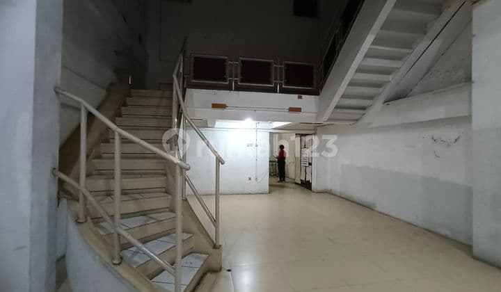 Strategis! Ruko Tengah Kota Cocok Untuk Segala Usaha Di Kawasan Ramai otista, Bandung