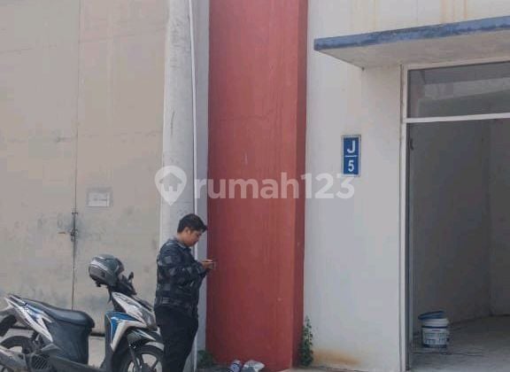 Warehouse for Rent at Legundi Business Park Driyorejo Warehouse for Rent at Legundi Business Park Driyorejo