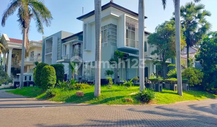 For Rent: House in Pakuwon Indah, West Surabaya