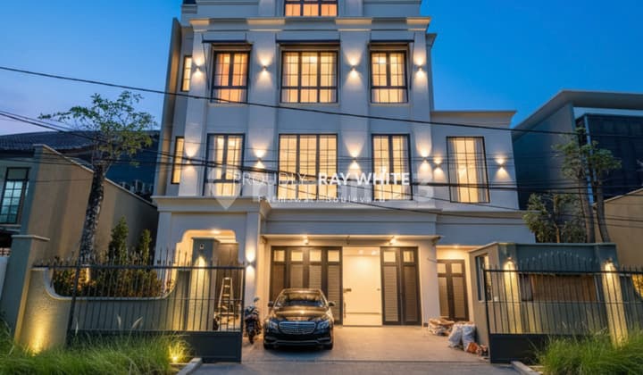 Brand New Modern Style House With Rooftop View To SCBD