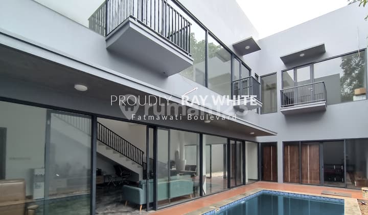 Rumah Dalam Komplek Taman Wijaya Kusuma Minimalis Modern Siap Huni