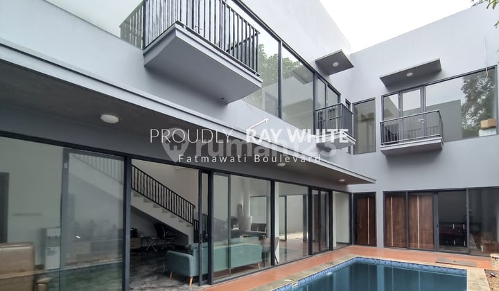Rumah Dalam Komplek Taman Wijaya Kusuma Minimalis Modern Siap Huni