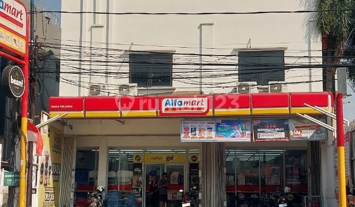 Ruko Gandeng Luas 220m2 Di Jalan Merdeka Karawaci