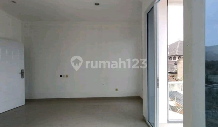 Rumah Dijual Murah Cempaka Putih Deket Perkantoran Jakarta Pusat