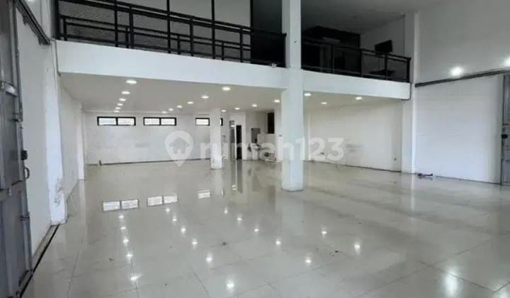 Ruko Blong di Mainroad Bkr Buah Batu Bandung