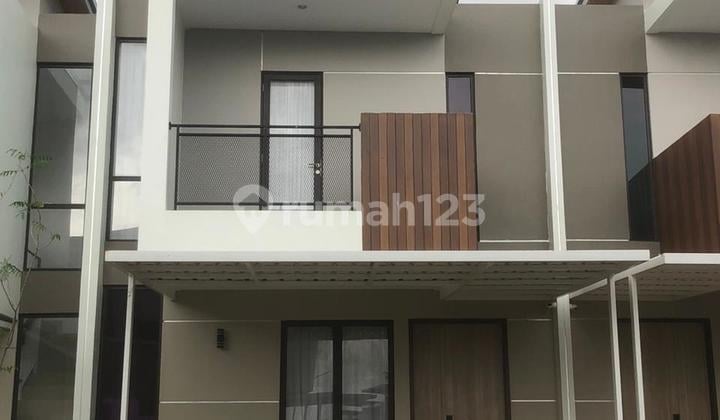 Rumah 2 Lantai Central Hills Cluster Green Hills Batam Centre