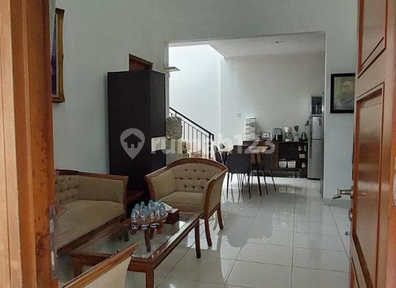 Dijual Rumah Graha Raya Bintaro Jaya 2 Lantai Siap Huni Strategis