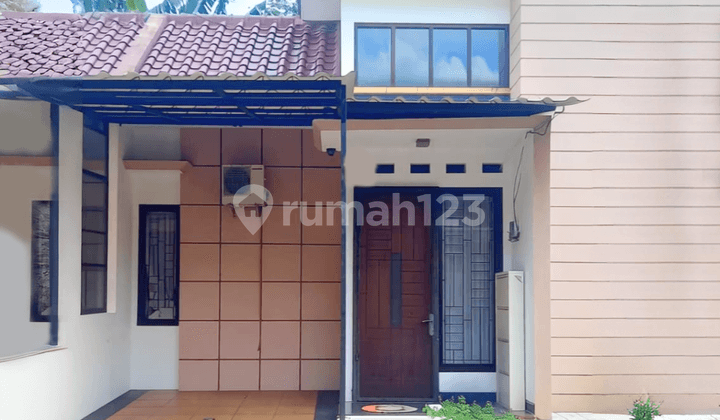 For Sale: 2 Minimalist Houses Ready to Occupy in a Cluster. Strategic Location Near Sudimara Station.