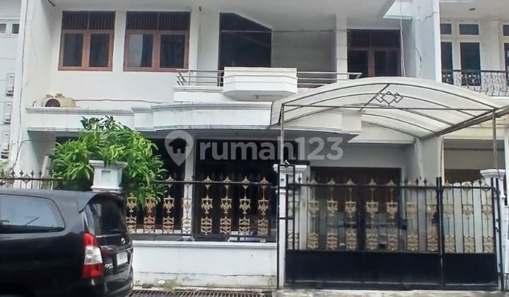 Jual Cepat, Rumah Siap Huni Semi Furnish Di Griya inti Sentosa