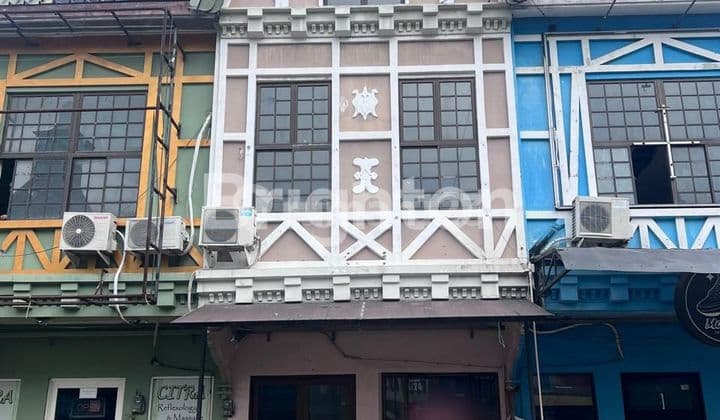 Ruko 2 Lantai di Sentra Eropa Kota Wisata