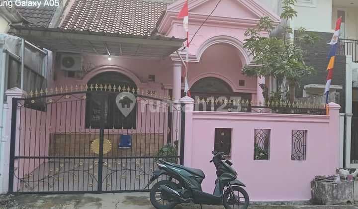 Rumah Cantik Siap Huni di Jalan Utama Nusa Loka BSD