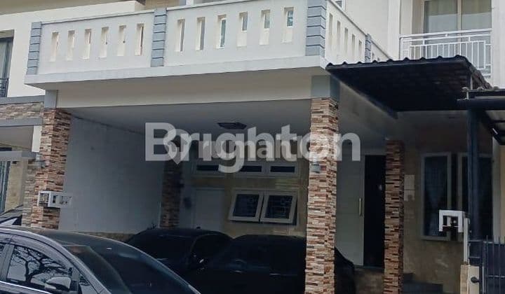 Rumah Nyaman 2 Lantai di Boulevard Cibubur Residence