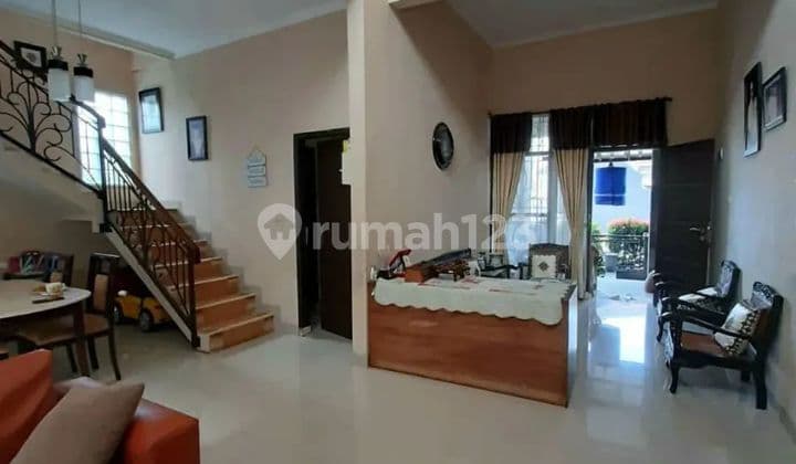 Rumah Asri Siap Huni di Cibiru Bandung Jawa Barat SHM