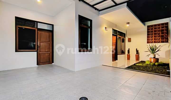 Rumah Komplek Santosa Siap Huni Soekarno Hatta Bandung