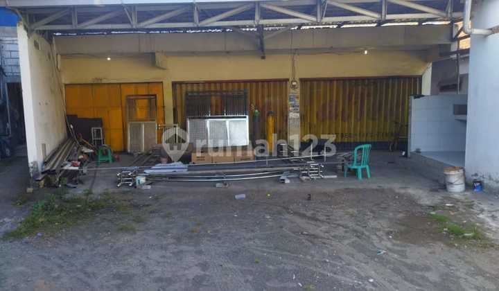 Toko bisa untuk Gudang Raya Kedung Belakang Kantor Citraland Surabaya Murah.