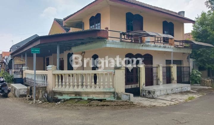 RUMAH POJOK FULL BANGUNAN