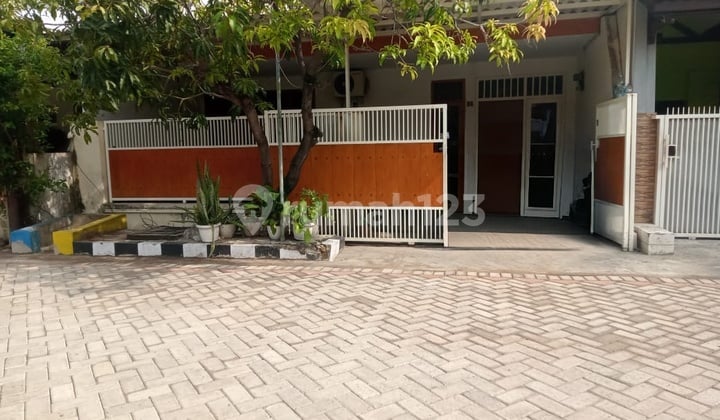 Rumah, 1 Lantai, SHM, di Rungkut,