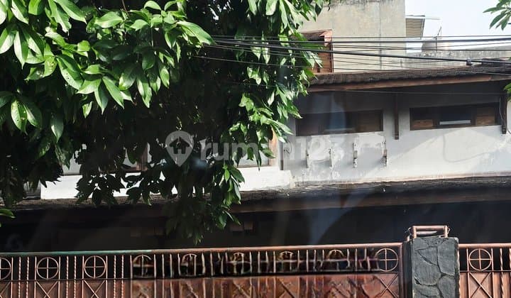 Disewa Rumah Luas 258M² di Bendungan Hilir Jakarta Pusat