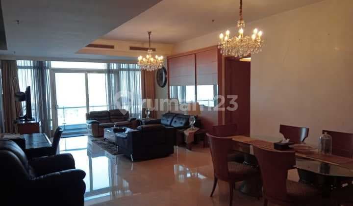 Apartemen Kempinski Residence 3 Kamar Tidur Semi Furnished Bagus 261m² Grand Indonesia
