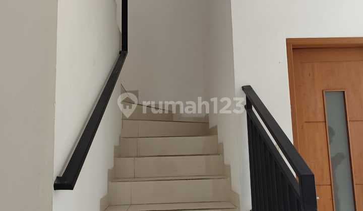 Rumah 3½ Lantai Minimalis Kelapa Puan Kelapa Gading Jakarta Utara