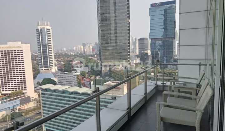 Apartemen Kempinski Residence 3 Kamar Tidur Semi Furnished Bagus 261m² Grand Indonesia