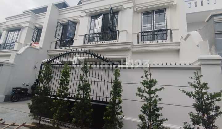 Dijual Rumah Brandnew American Style 3 Kamar di Cempaka Putih Jakarta Pusat