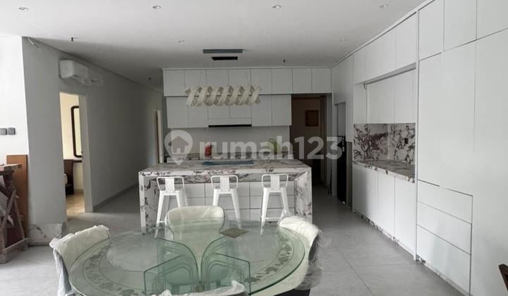 Disewa Apartment Mangga Dua Court 3Br 180M² Baru Renovasi