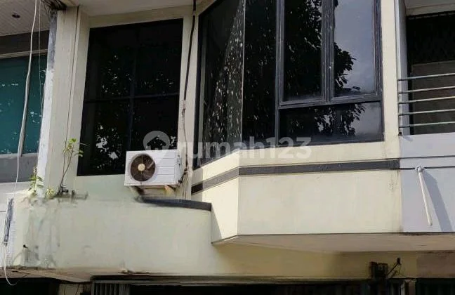 Ruko Taman Kebon Jeruk 3 Lantai Ruko Taman Kebon Jeruk 3 Lantai