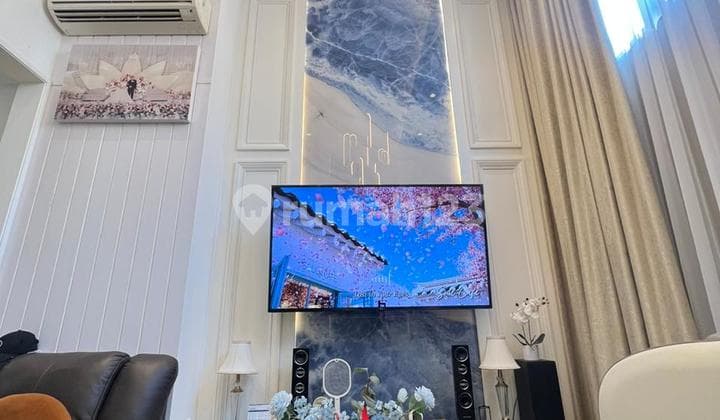 Translation: For Sale: Luxury 3-Story House in Jgc Cakung Premium Cluster