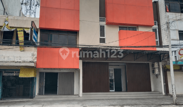 Ruko Daerah Ramai dan Aktif Mt Haryono Semarang