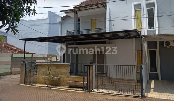 Ru.ah 2 Lantai Mutiara Supriadi Pedurungan Semarang