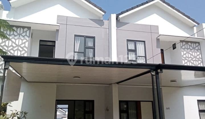 Dijual Rumah Villa Di Bandung Barat Dengan View Dan Bisa Request Renang