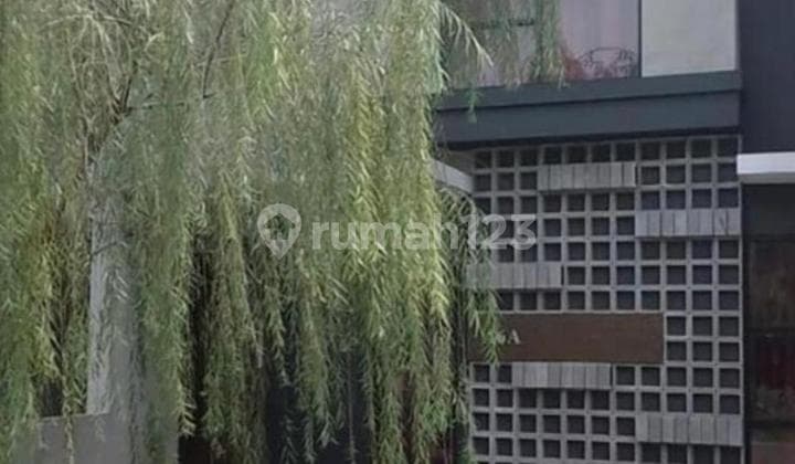 Rumah 2 Lantai 3Br Design Industrial One Gated 5 Menit Toll dan Sekolah Mentari Halaman Luas .